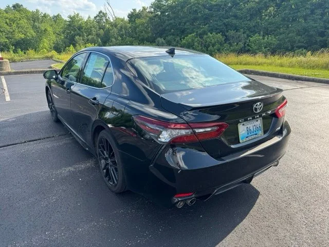 Used 2022 Midnight Black Metallic Toyota XSE image 5