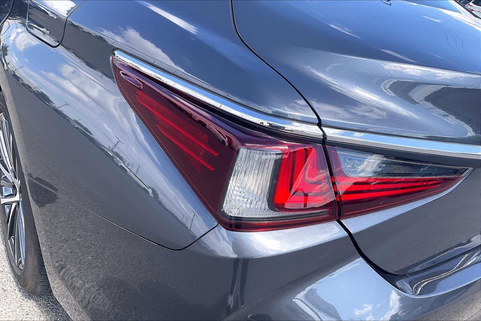 Used 2025 Cloudburst Gray Lexus  image 28