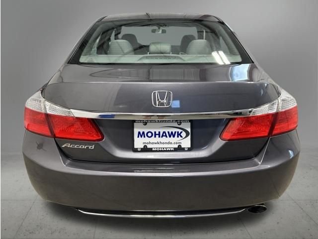 Used 2015 Modern Steel Metallic Honda LX image 4