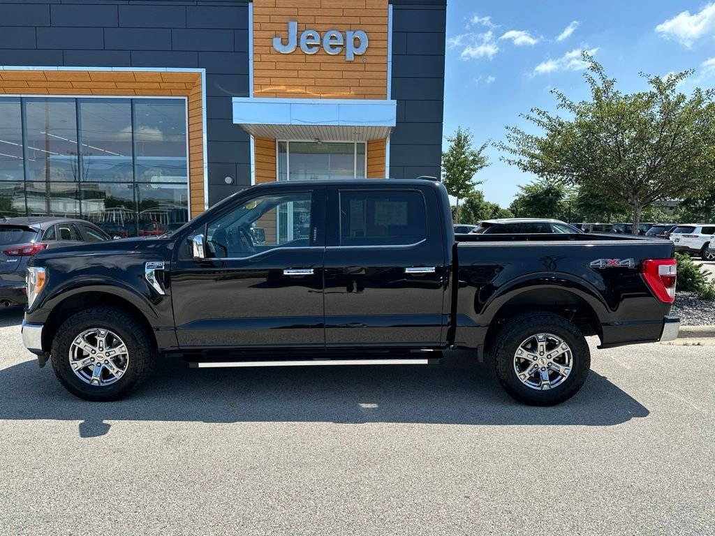 Used 2022 Black Ford Lariat image 10
