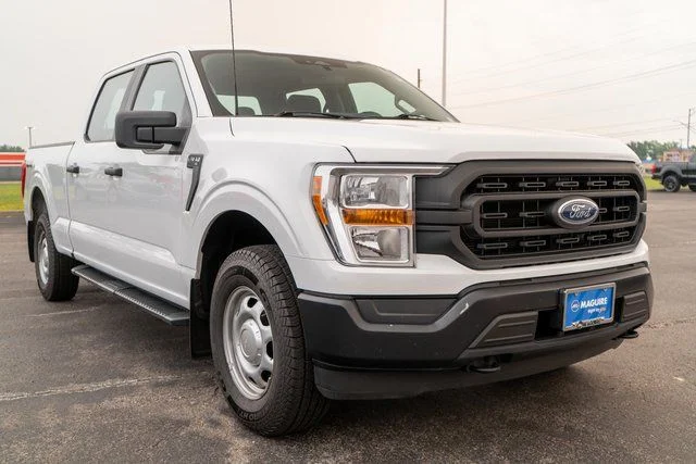 Used 2022 White Ford XL image 4