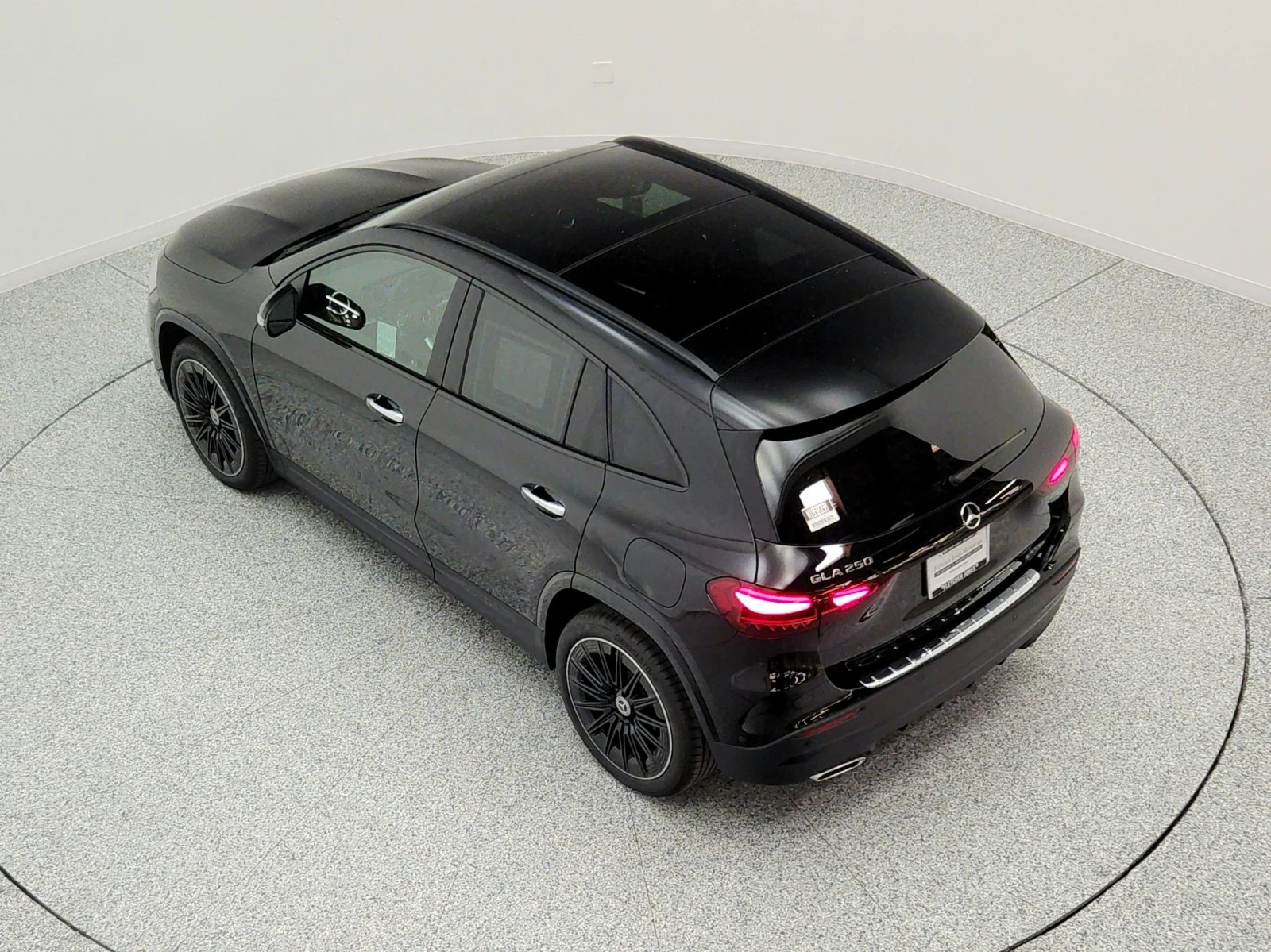 Used 2026 Night Black Mercedes-Benz GLA 250 SUV image 29