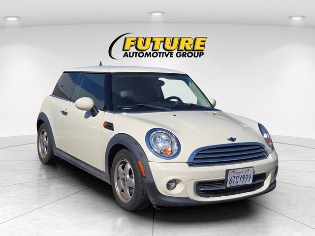 Used 2011 White MINI Base image 1