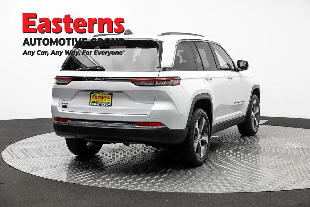 Used 2023 White Jeep 4xe image 4