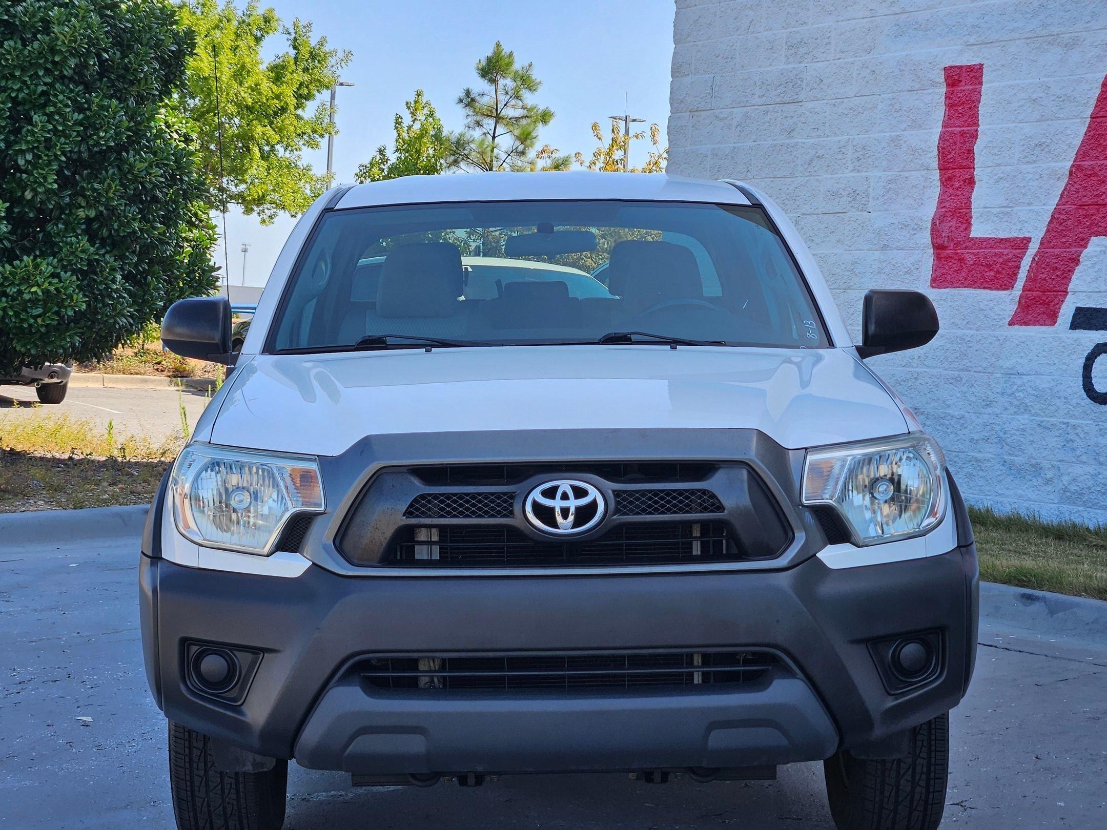 Used 2013 Super White Toyota  image 2
