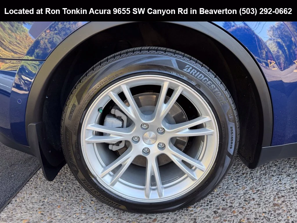 Used 2020 Deep Blue Metallic Tesla Long Range image 9