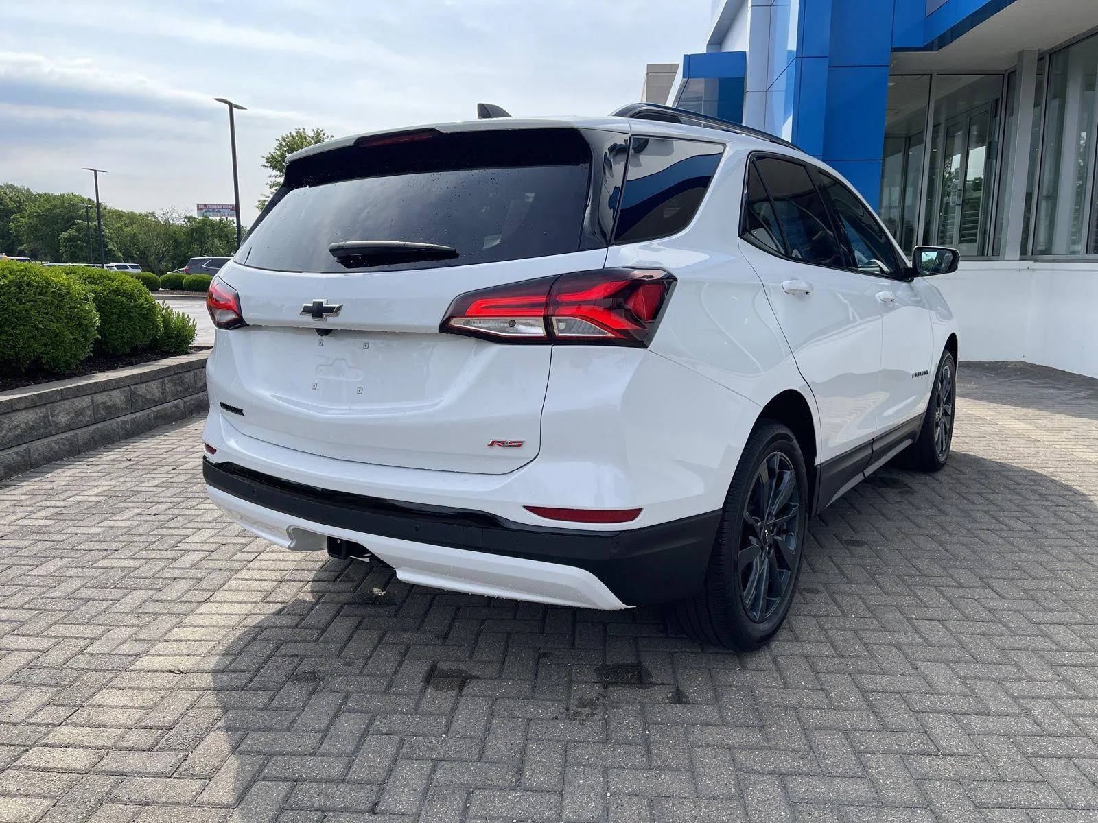 Used 2024 Summit White Chevrolet RS image 5