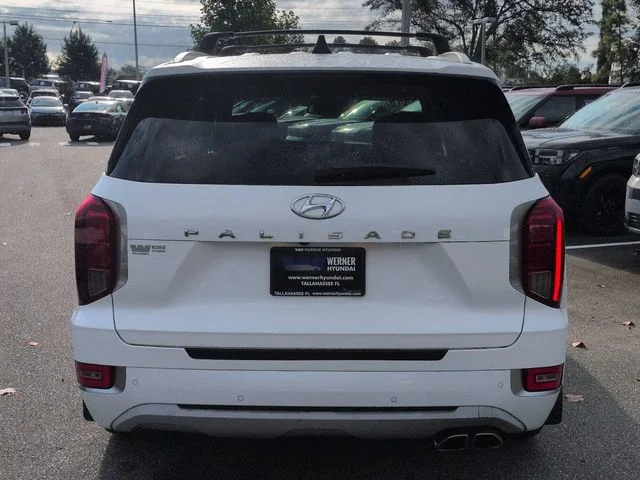 Used 2022 White Hyundai Limited image 6