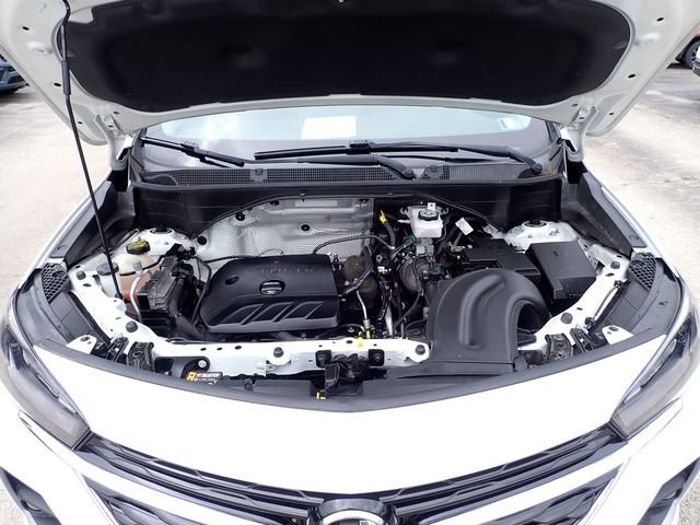 Used 2021 White Buick Preferred image 12