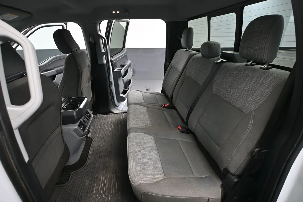 Used 2022 White Ford XLT image 30