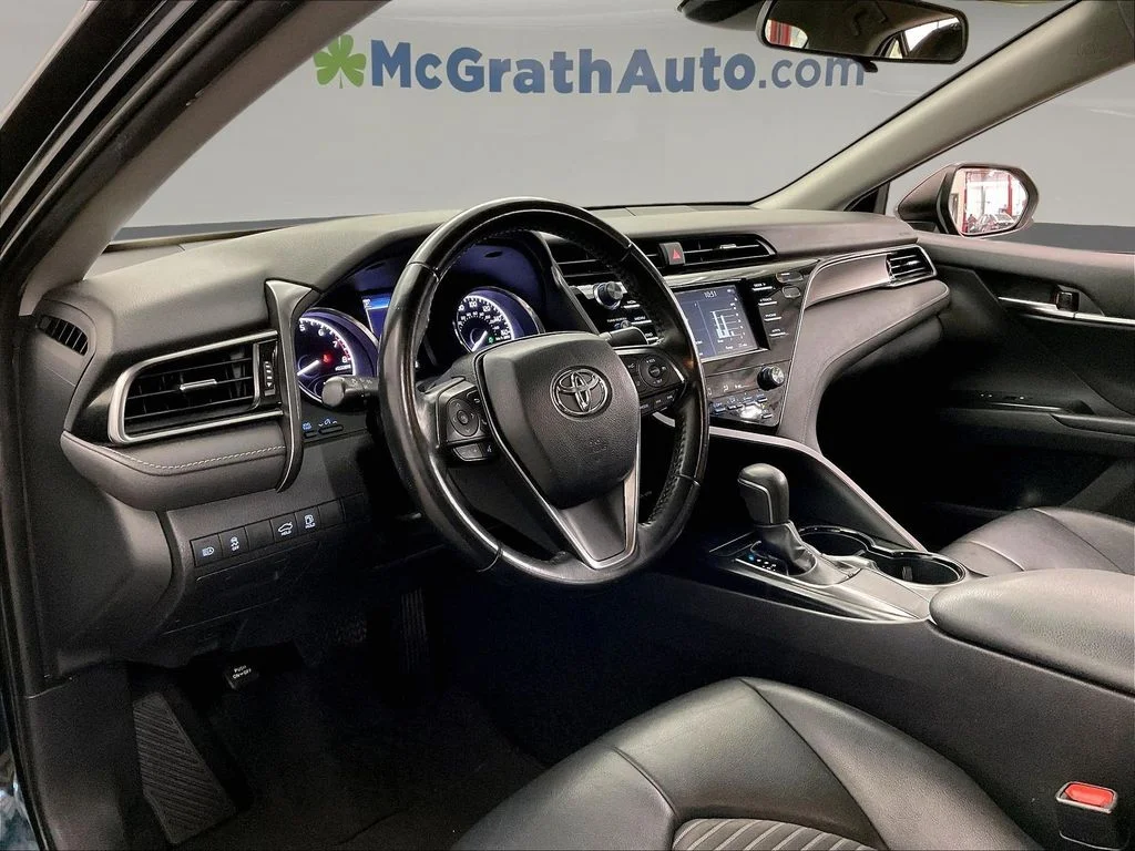 Used 2019 Blue Toyota SE image 17