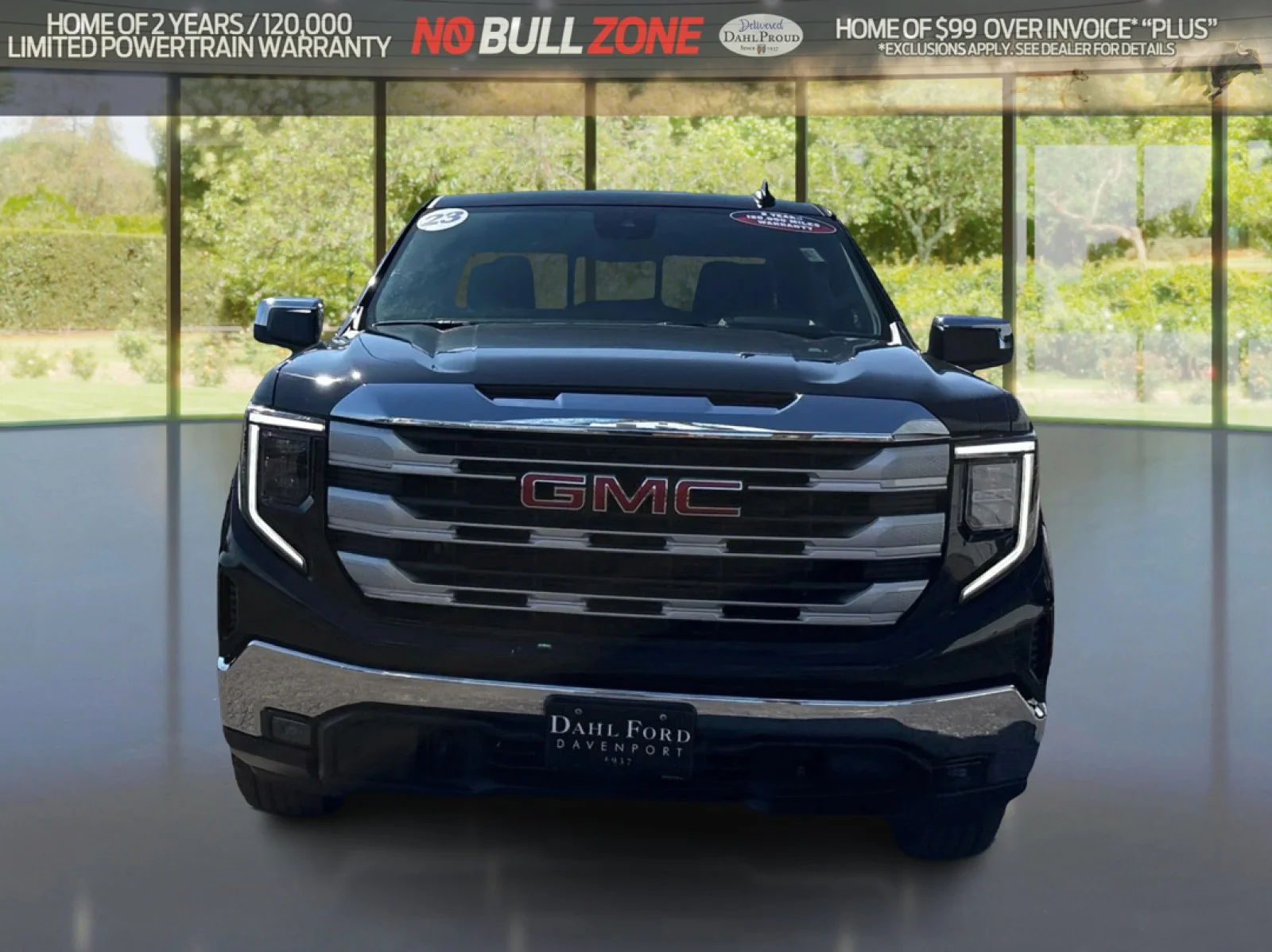 Used 2023 Black GMC SLE image 8