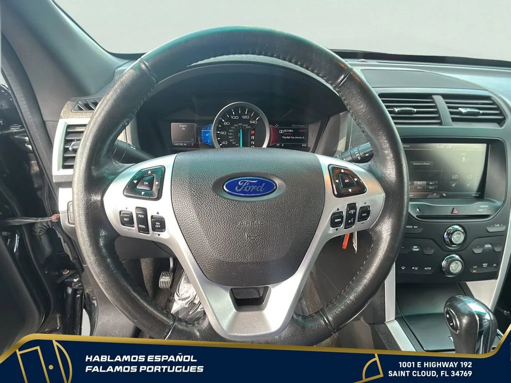 Used 2014 Black Ford XLT image 17