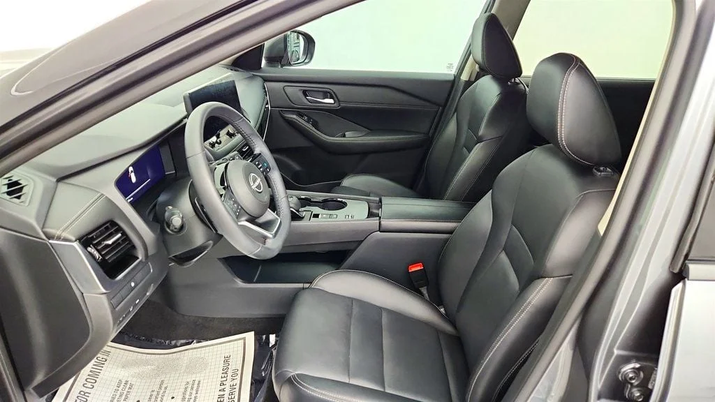 Used 2024 Gun Metallic Nissan FWD SL w/ Premium Pkg image 20