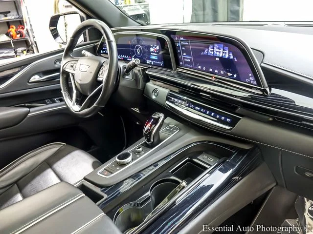 Used 2021 Black Cadillac Sport image 29
