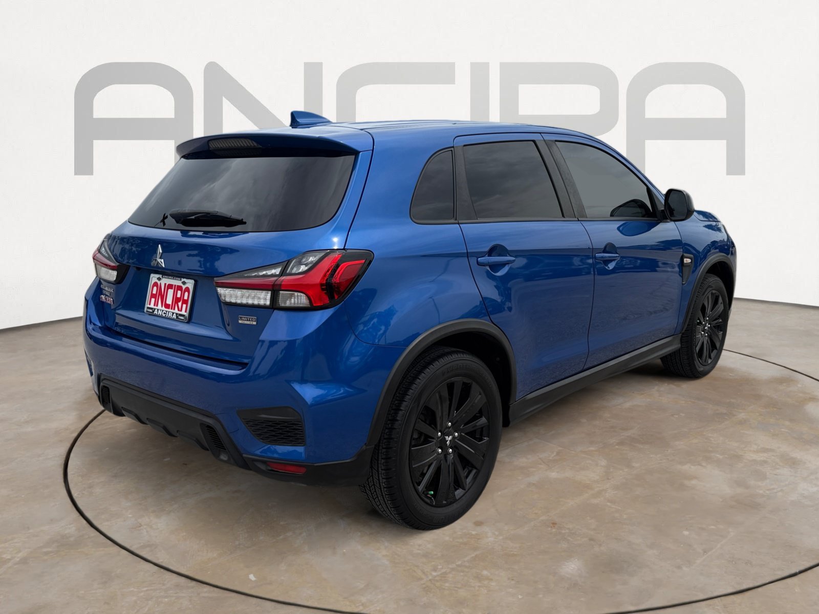 Used 2021 Octane Blue Metallic Mitsubishi 2.0 LE image 11