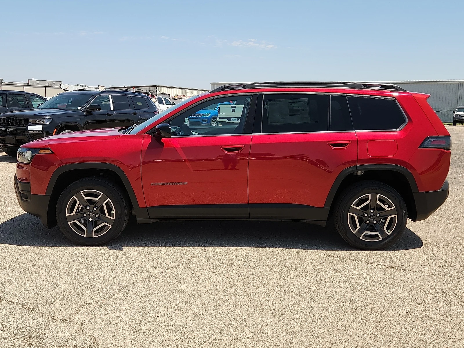 New 2026 Red Hot Pearl-Coat  Paint Jeep LAREDO 4X4 image 2