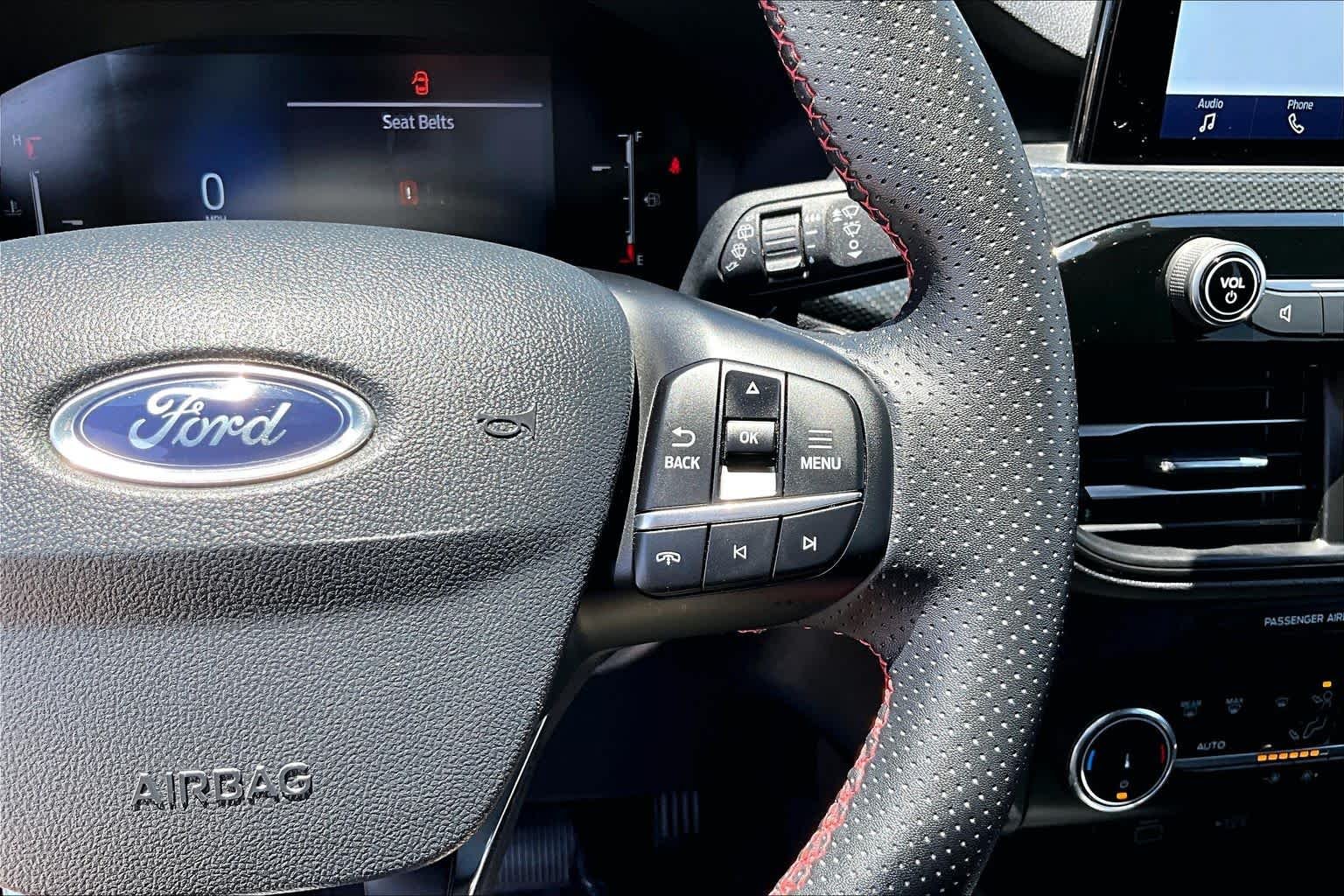2025 Ford Escape ST-Line - Photo 22