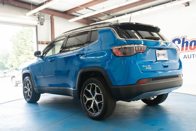 Used 2024 Blue Jeep Limited image 20