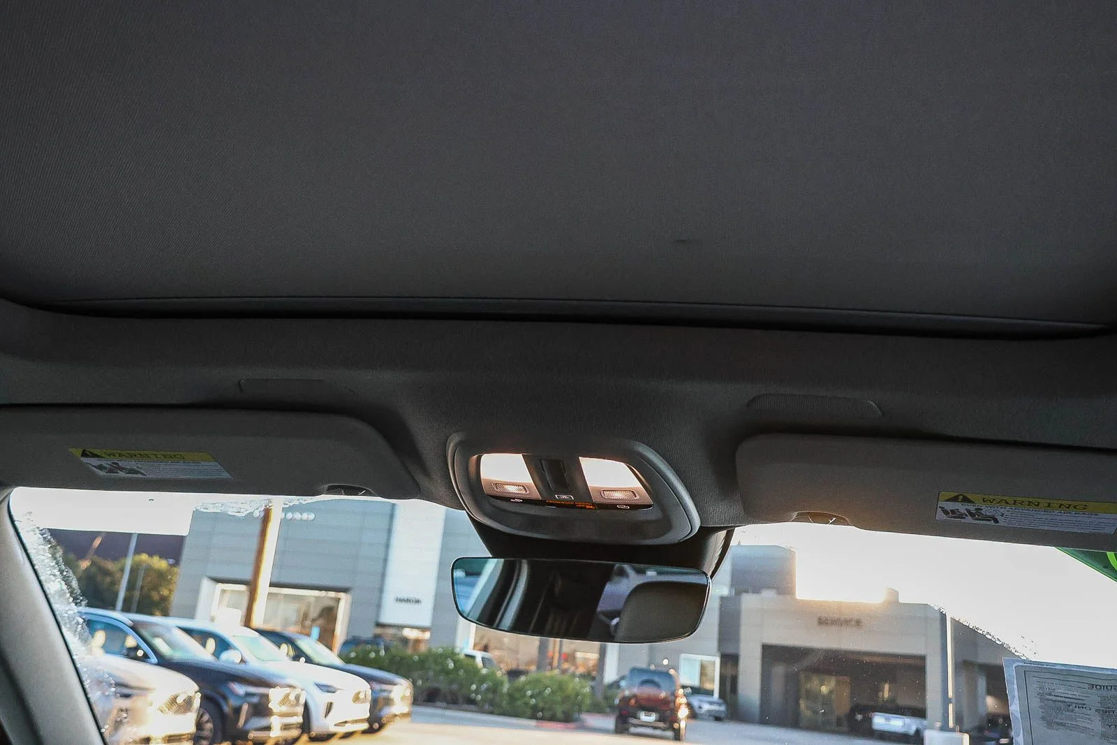 2025 Volvo XC40 Core - Photo 26