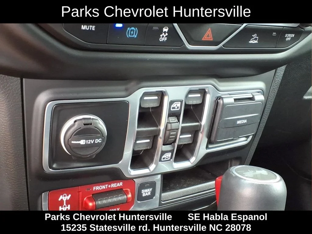 Certified Used 2023 Silver Jeep Rubicon 4xe image 9