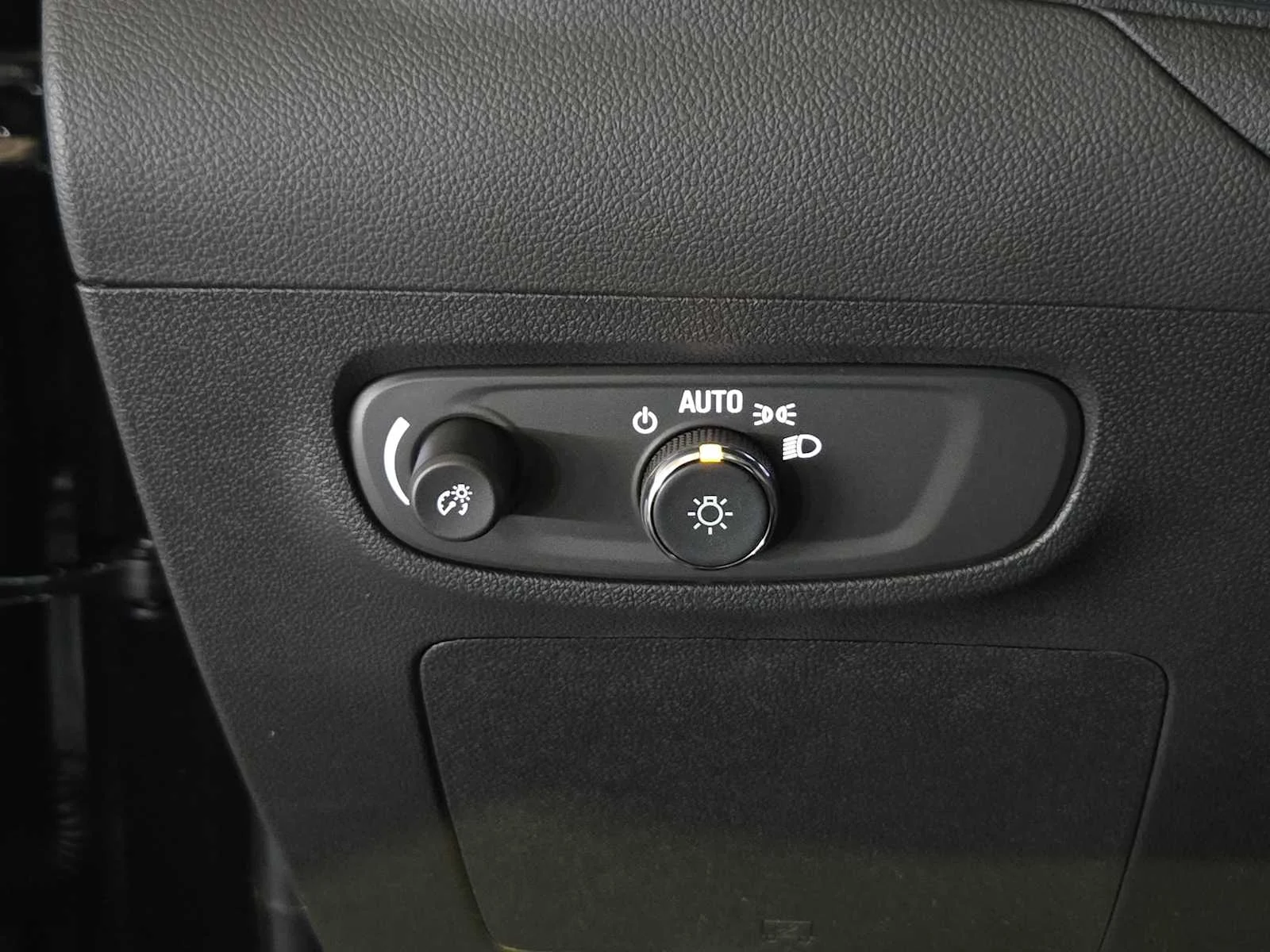 2026 Buick Encore GX Sport Touring - Photo 15