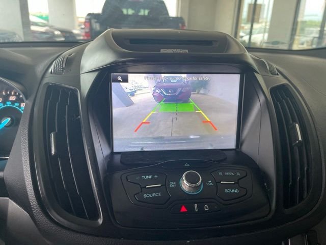 Used 2014 Gray Ford SE image 26