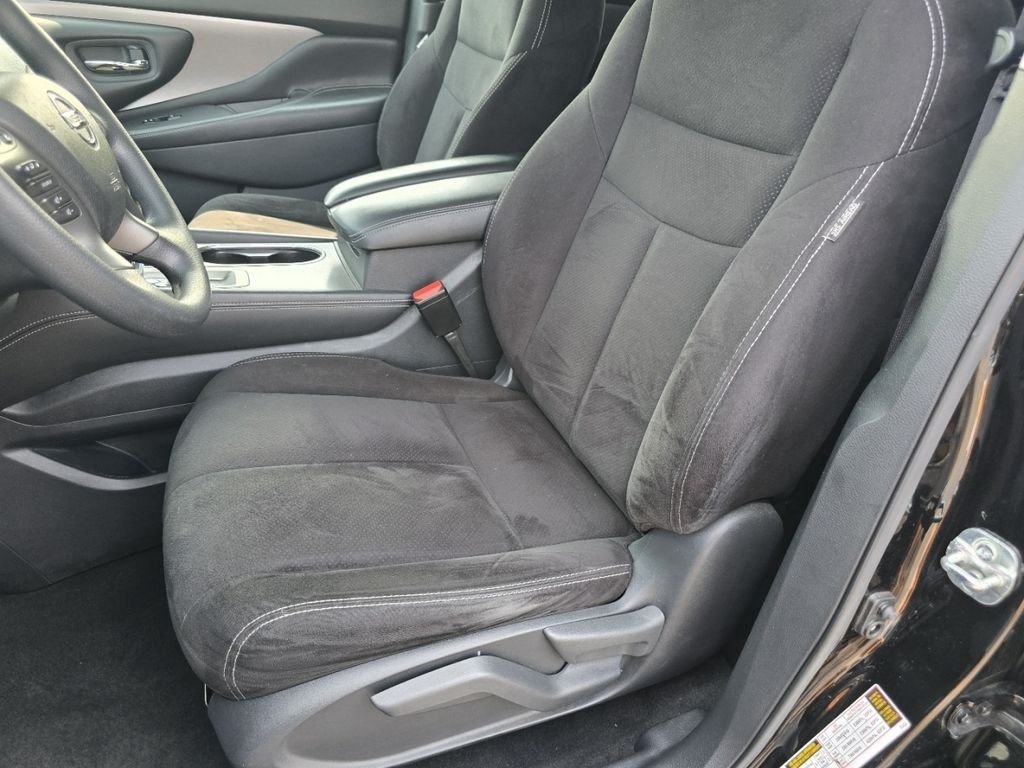 Used 2020 Black Nissan S image 21