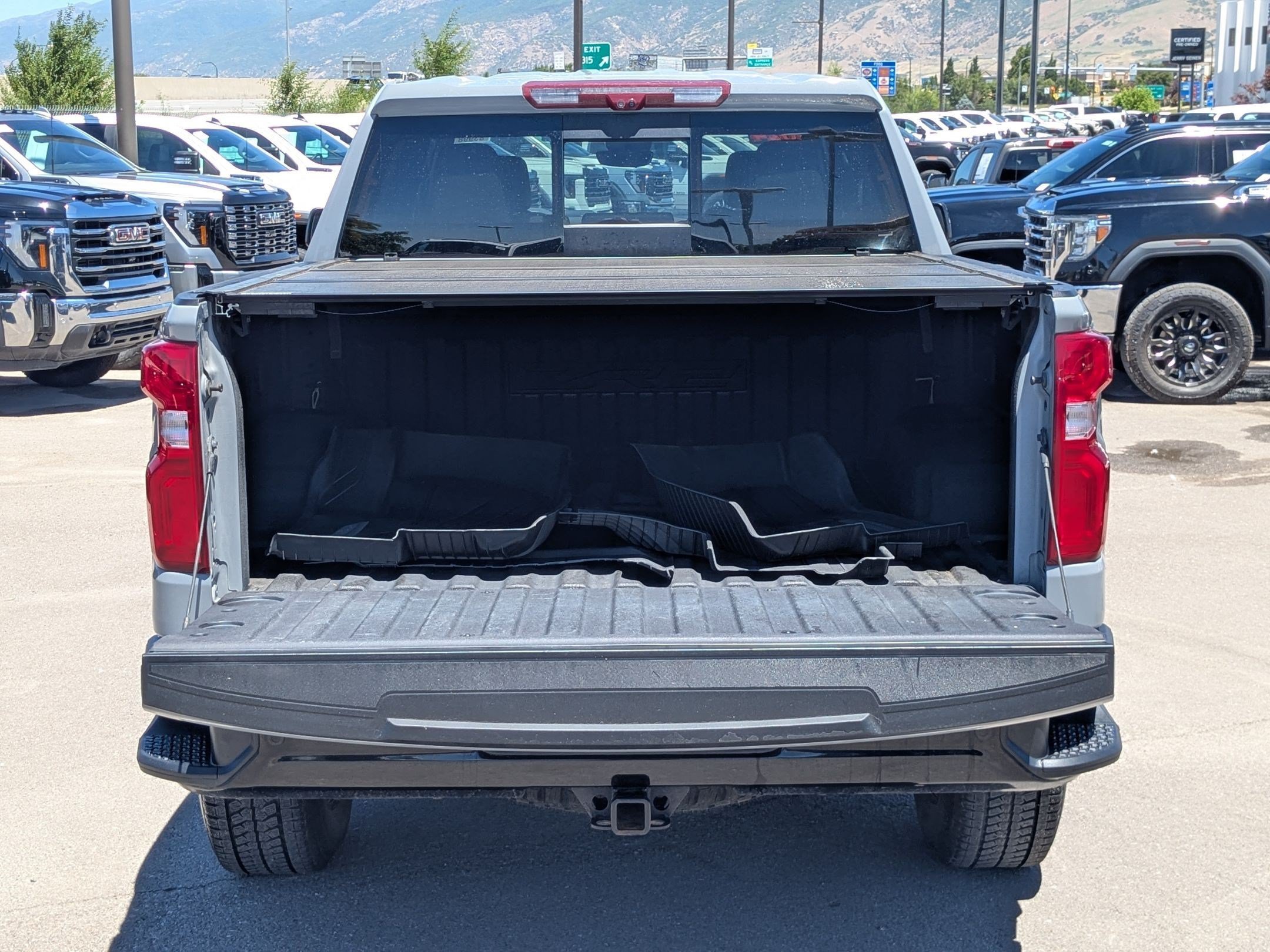 Used 2024 Slate Gray Metallic Chevrolet ZR2 image 32