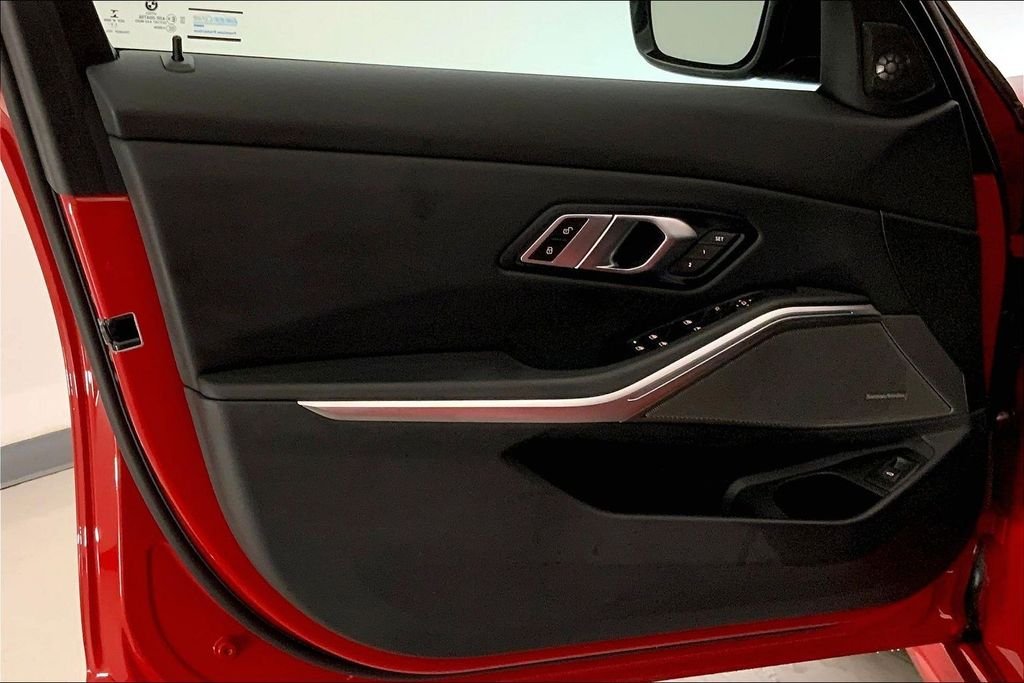 Used 2023 Melbourne Red Metallic BMW  image 24