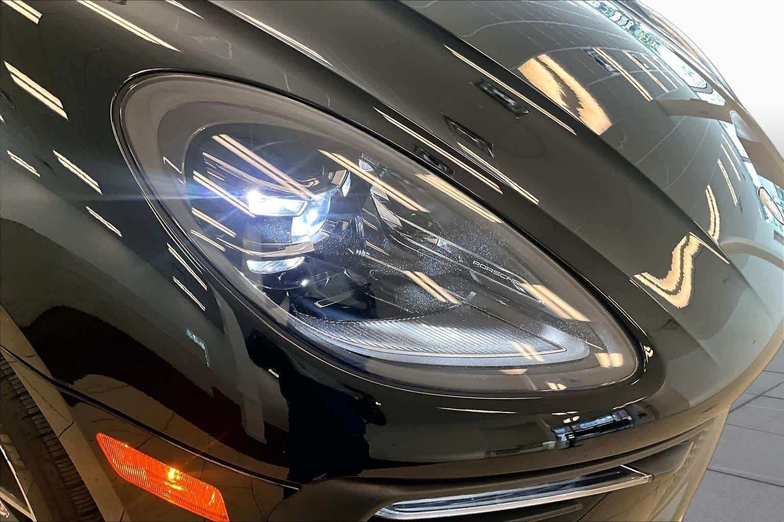 Used 2024 Black Porsche  image 25