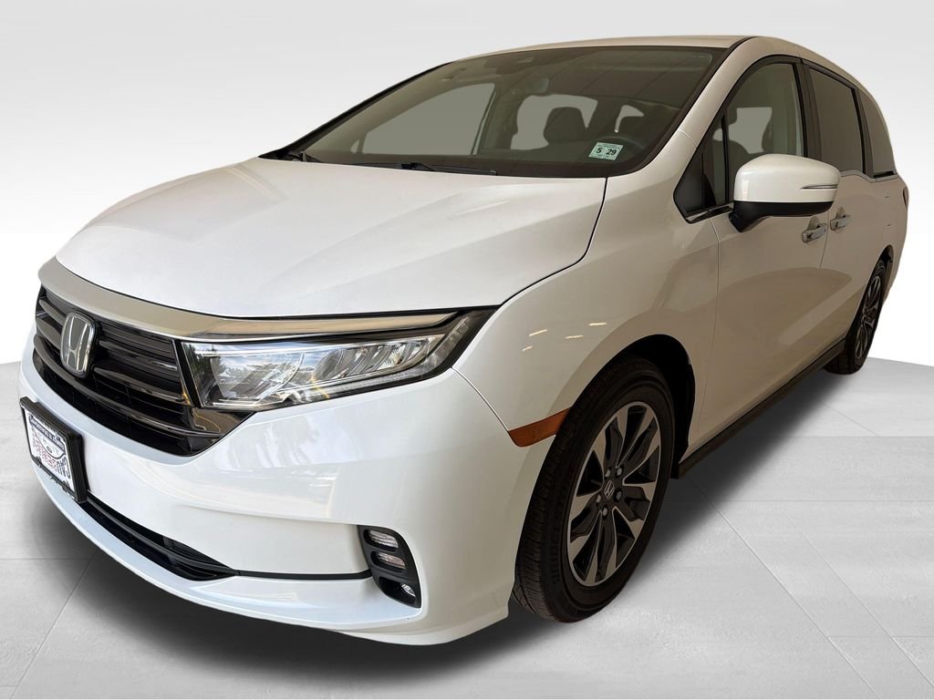 Used 2024  Honda EX-L image 4