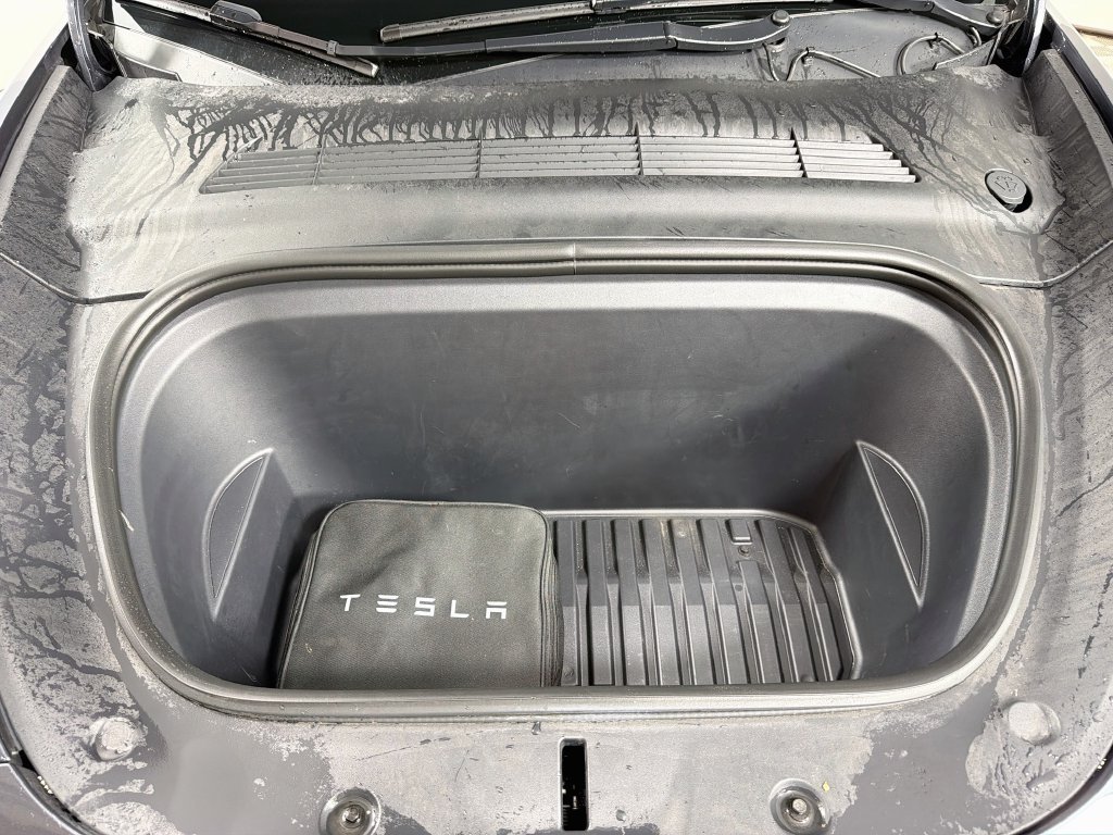 Used 2022 Gray Tesla Long Range image 32