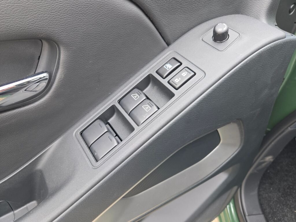 New 2026 Tactical Green Metallic Nissan Crew Cab SV image 19