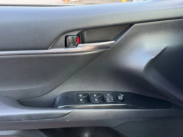 Used 2019 Red Toyota LE image 25