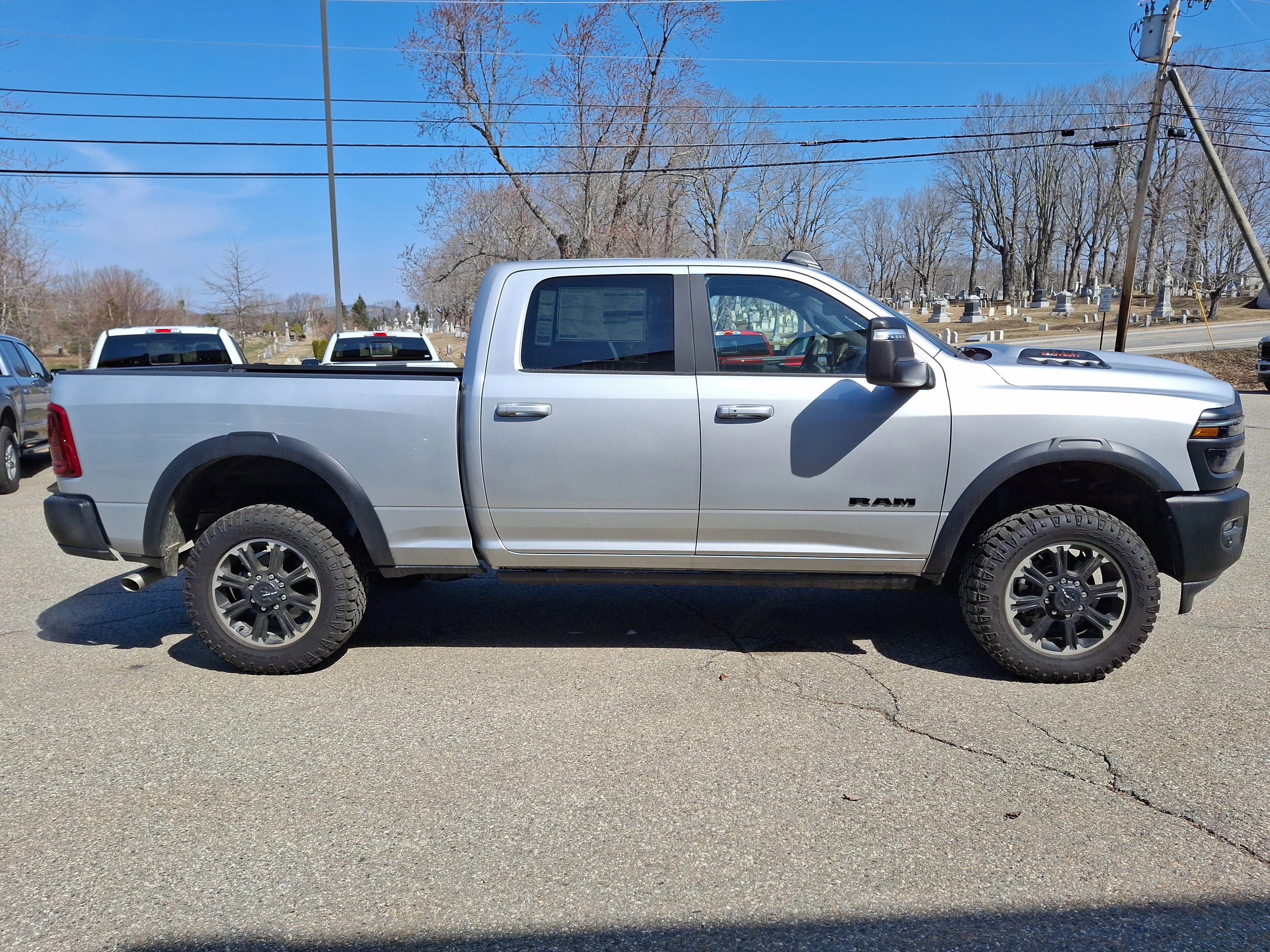 2026 RAM 2500 Rebel - Photo 6