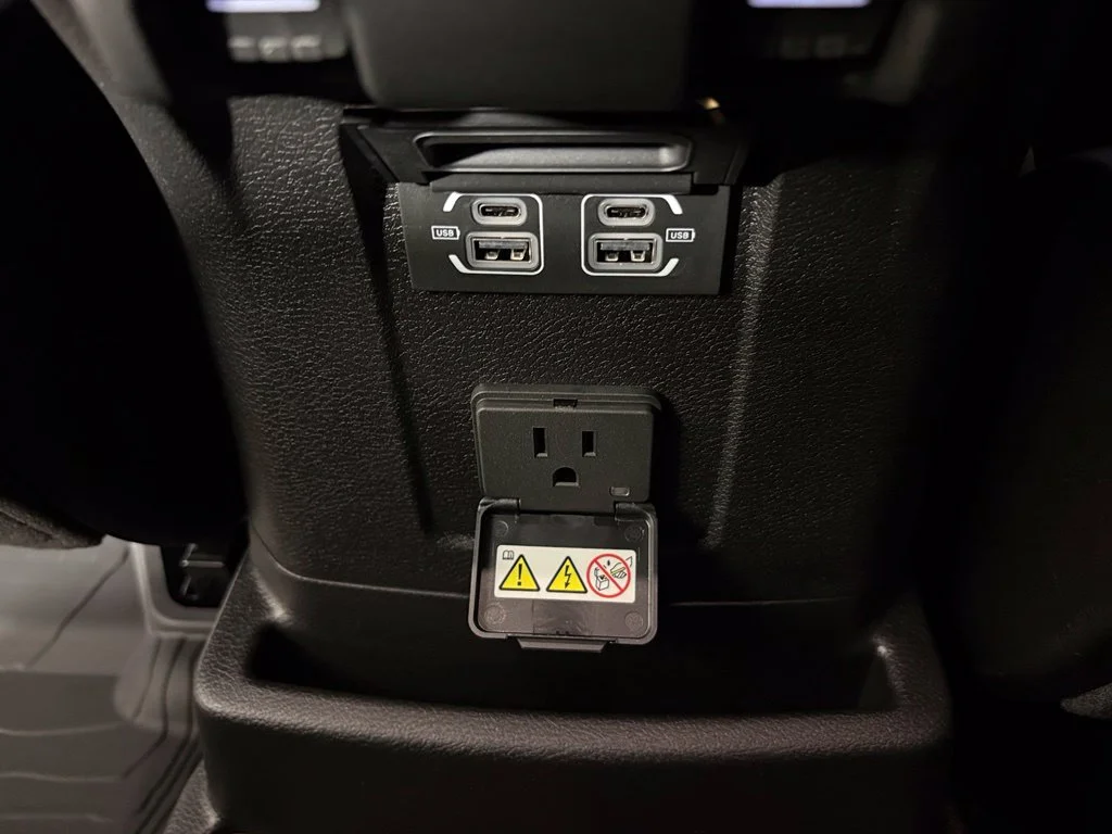 New 2027 White Jeep Willys 392 image 32