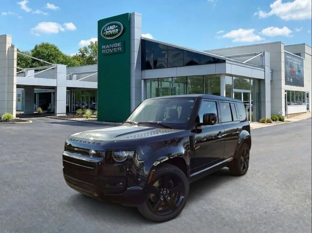 2024 LAND ROVER Defender 110 V8