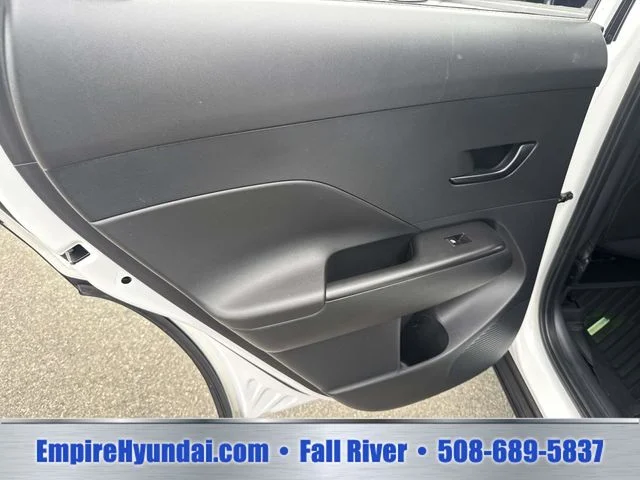 Used 2024 White Hyundai SEL image 14