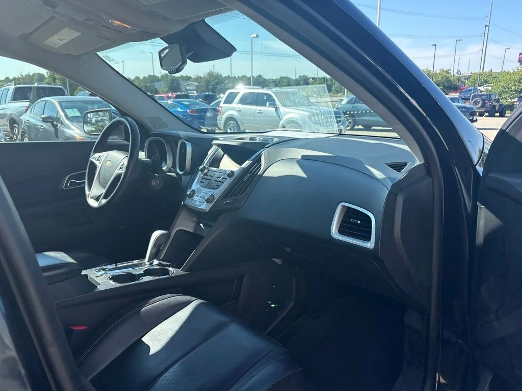 Used 2014 Black Chevrolet LT 2LT image 25