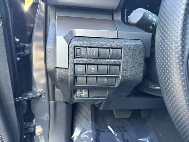 Used 2024  Toyota SR5 image 24
