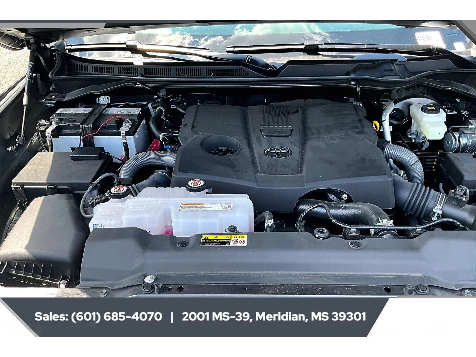 Used 2026 MAGNETIC GRAY METALLIC Toyota SR5 image 8