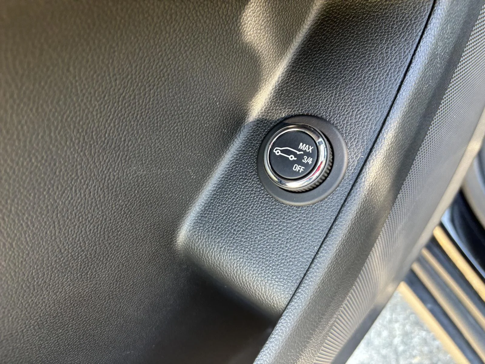 Used 2023 Mosaic Black Metallic Chevrolet LT Cloth image 16