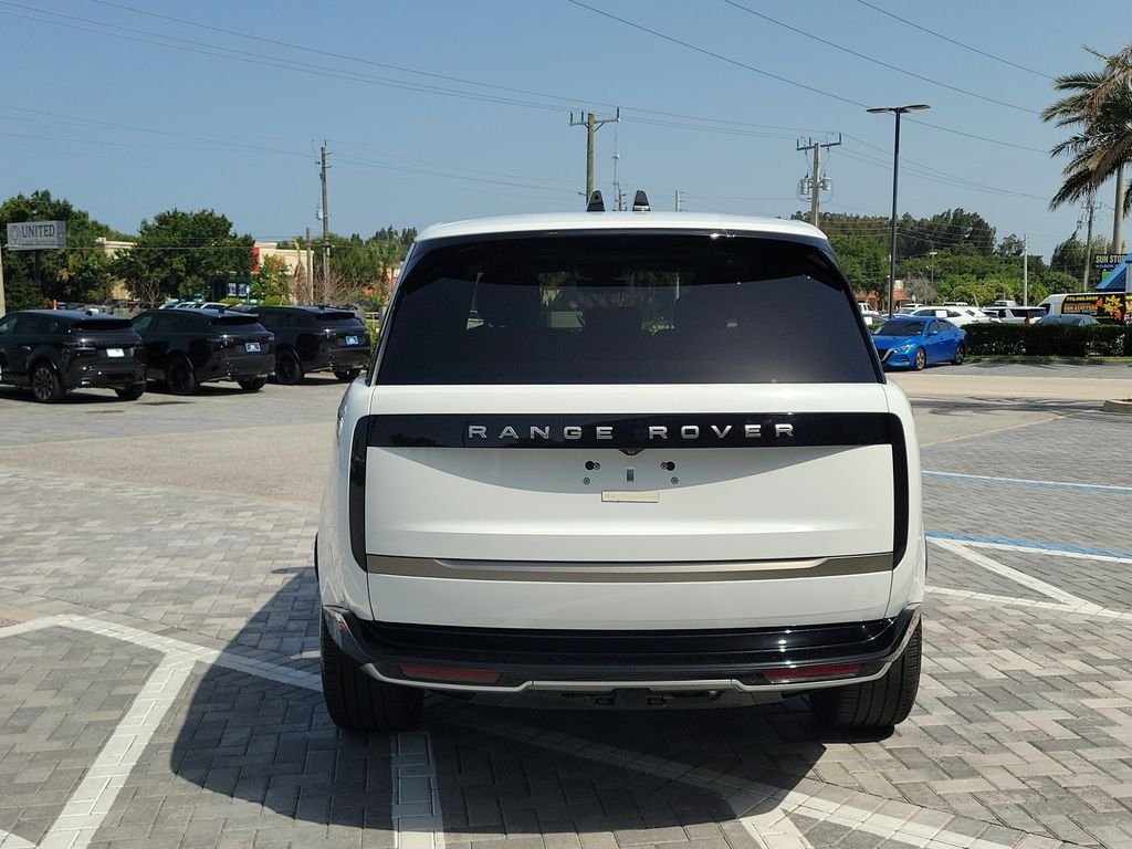 Certified Used 2025 White Land Rover SE image 4