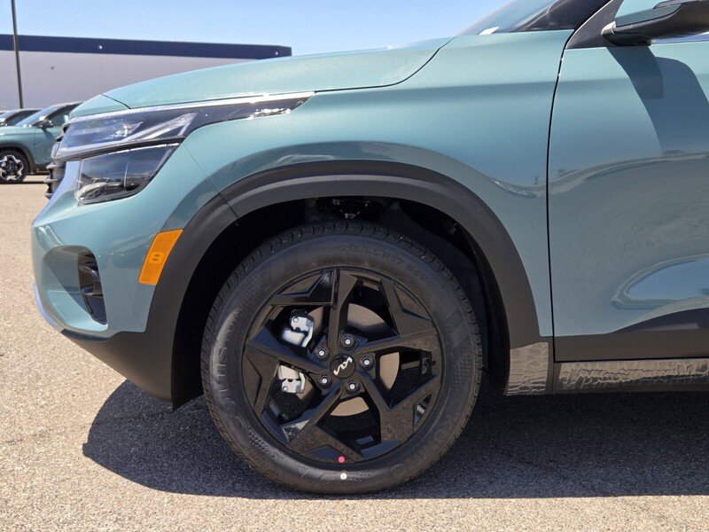New 2026 Pluton Blue Kia EX image 5