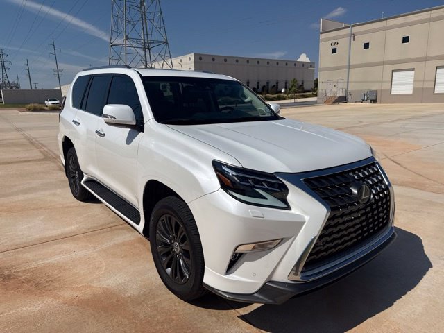 Used 2021 White Lexus 460 image 3