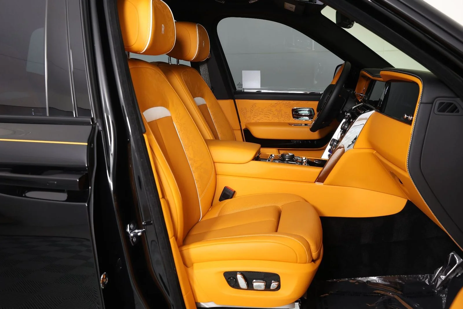 2025 Rolls-Royce Cullinan Base - Photo 35