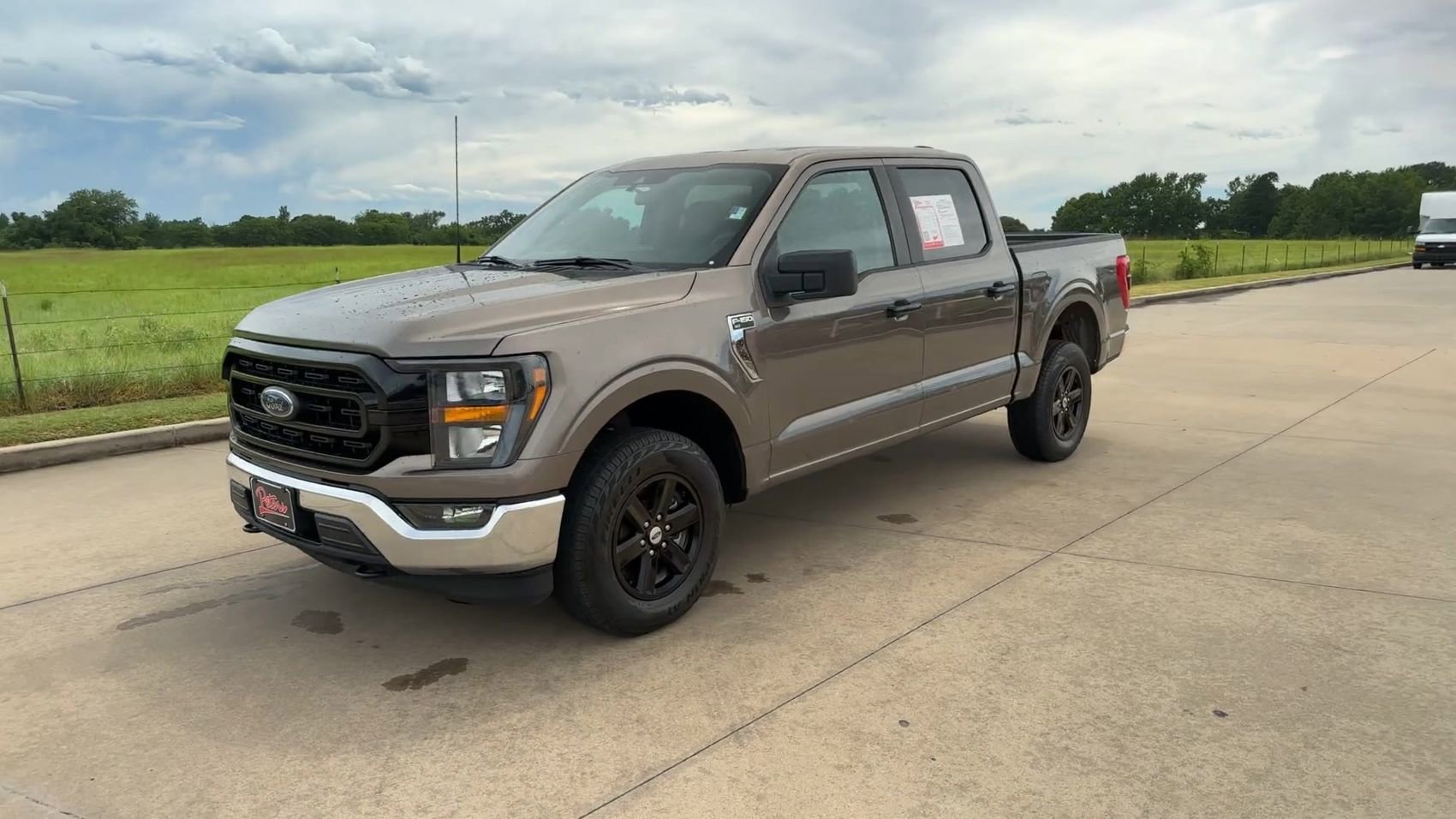 2023 Ford F-150 XLT photo 4
