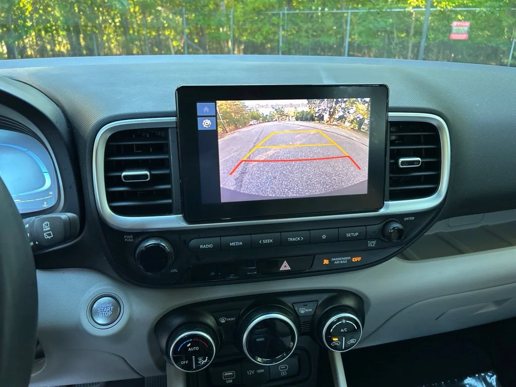 Used 2024 Gray Hyundai SEL image 20
