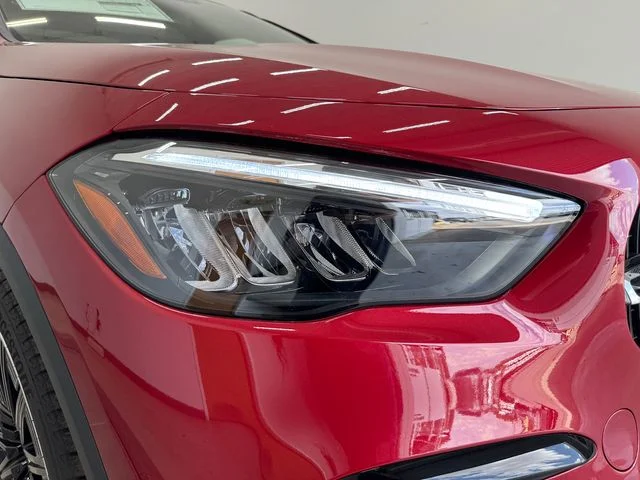 New 2026 MANUFAKTUR Patagonia Red Metallic Mercedes-Benz GLA 250 image 43